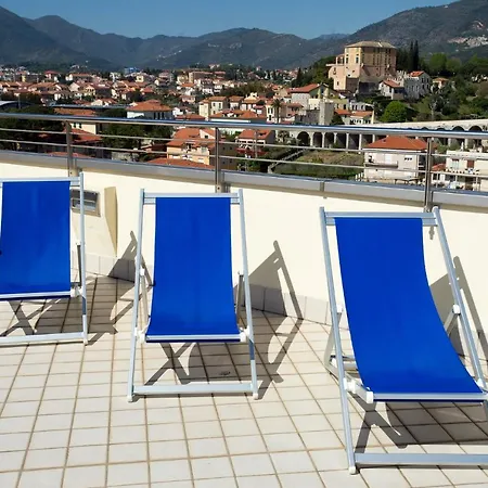 Excelsior E ホテル 3*