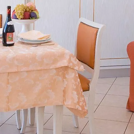 Excelsior E ホテル